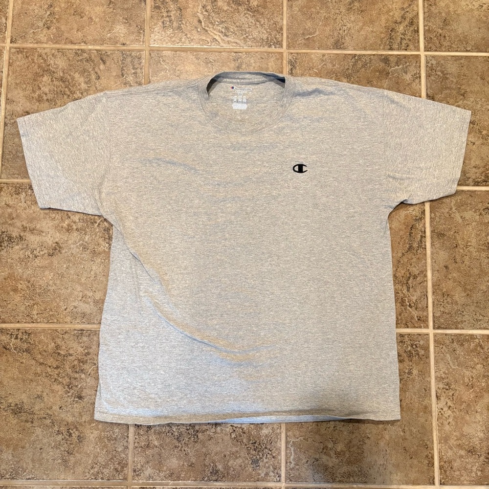 Champion Men’s Gray Short Sleeve Crewneck T Shirt Size 2XL✅